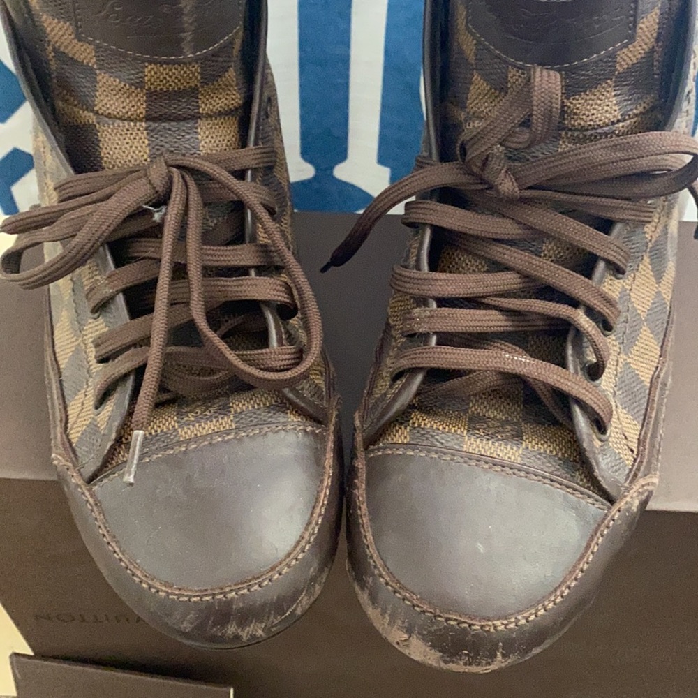 Louis Vuitton sneakers - Picture 6 of 12